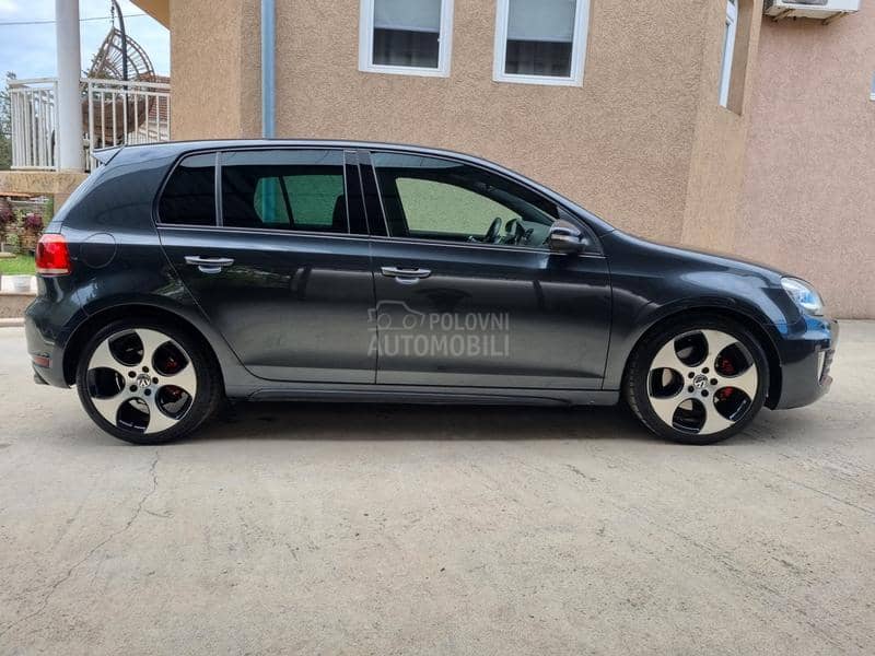 Volkswagen Golf 6 GTI / DSG