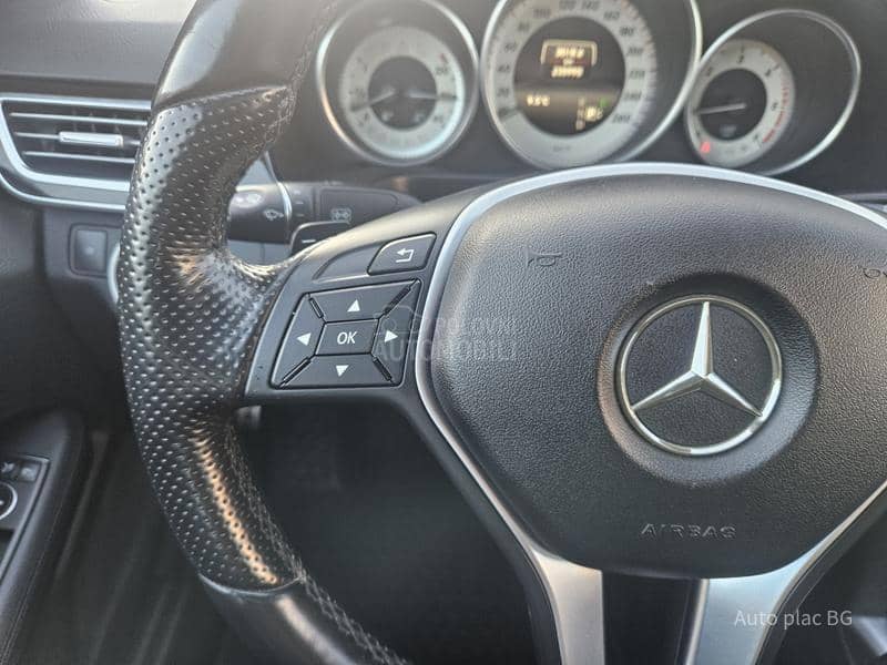 Mercedes Benz E 250 4 MATIC AMG