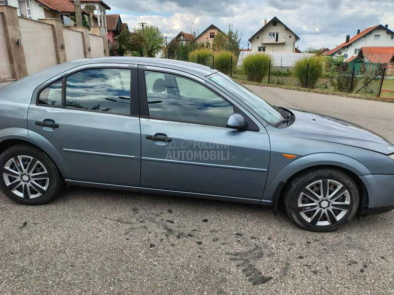 Ford Mondeo 