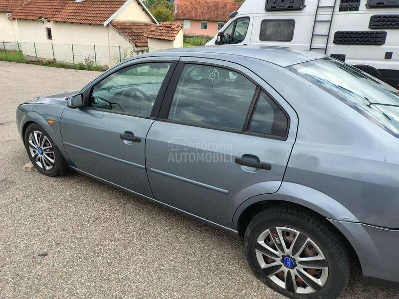 Ford Mondeo 