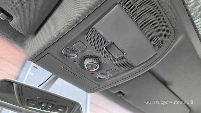 Audi A4 2.0S-Line FUL OPTION