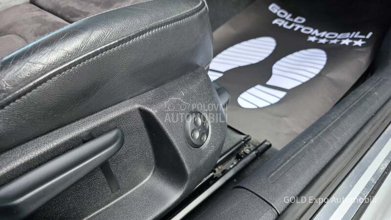 Audi A4 2.0S-Line FUL OPTION