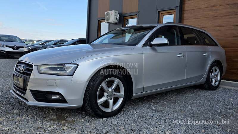 Audi A4 2.0S-Line FUL OPTION