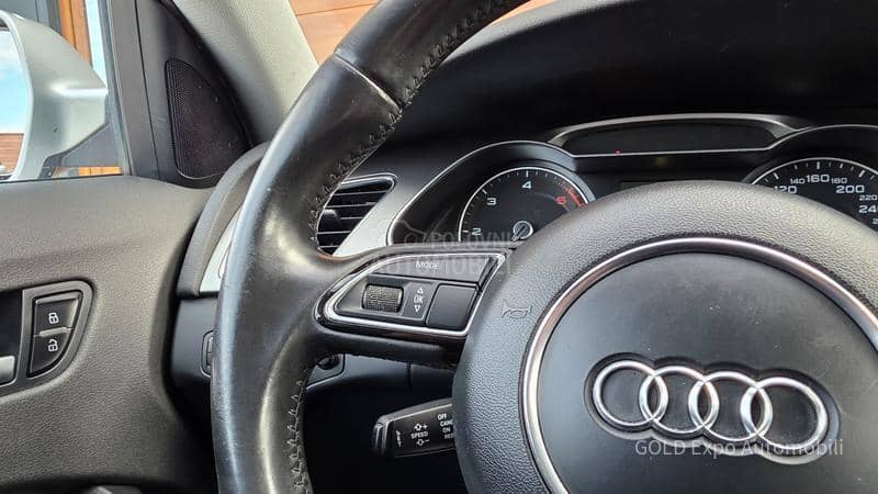 Audi A4 2.0S-Line FUL OPTION