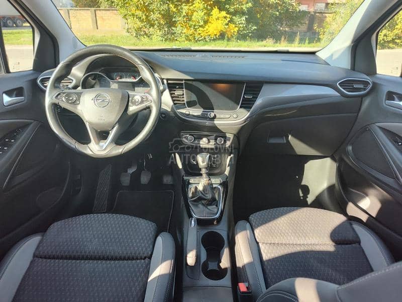 Opel Crossland X  1.2 turbo Innovation