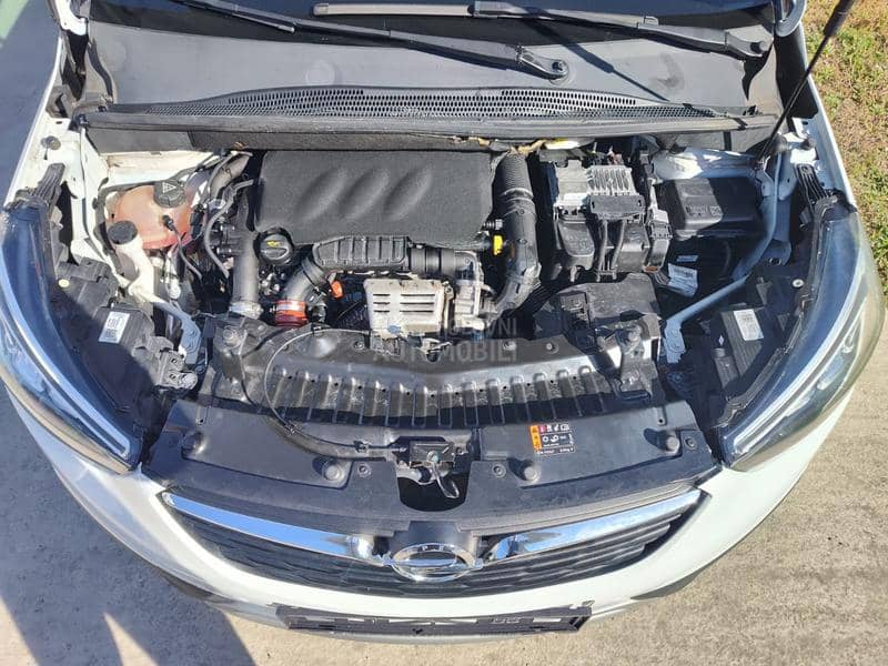 Opel Crossland X  1.2 turbo Innovation