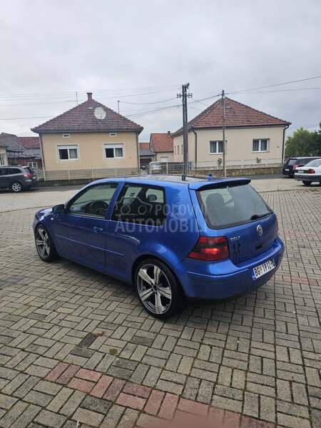 Volkswagen Golf 4 