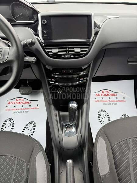 Peugeot 208 1.4HDI AUT/FUL/NAV