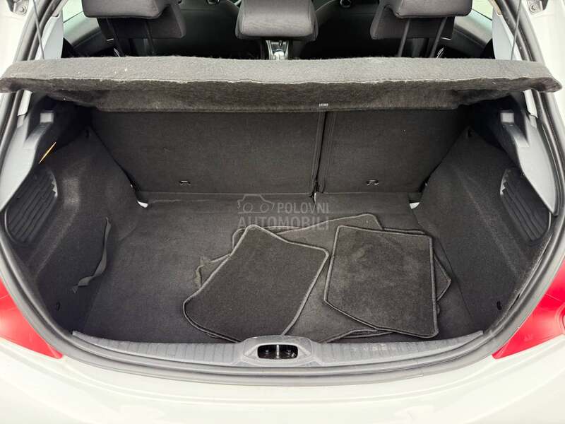 Peugeot 208 1.4HDI AUT/FUL/NAV