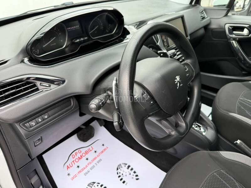 Peugeot 208 1.4HDI AUT/FUL/NAV