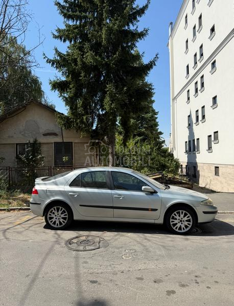 Renault Laguna 