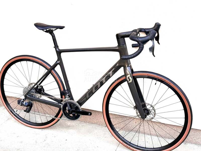 Scott Addict carbon 28