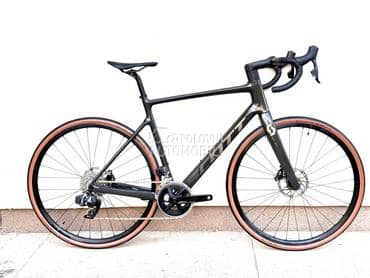 Scott Addict carbon 28