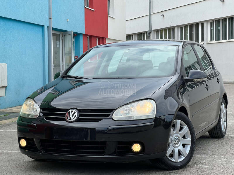 Volkswagen Golf 5 2.0TDI 4X4 S A L O N