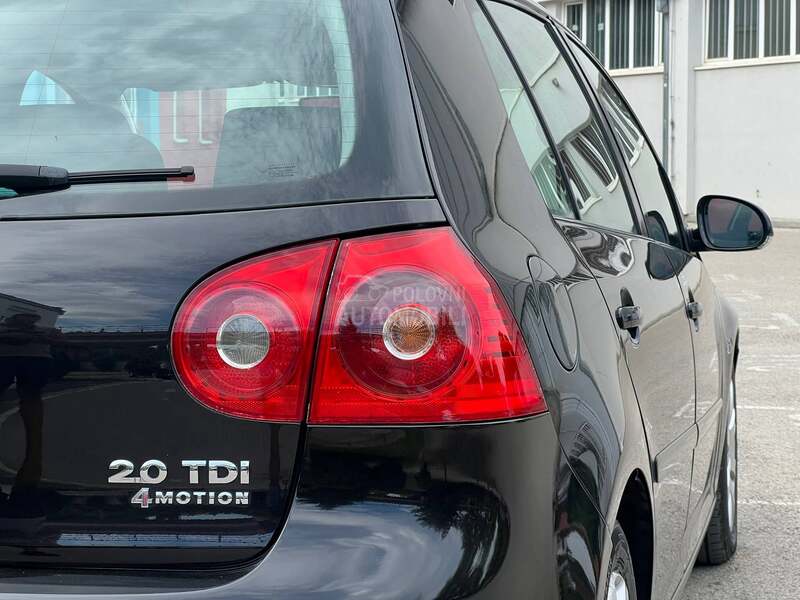 Volkswagen Golf 5 2.0TDI 4X4 S A L O N