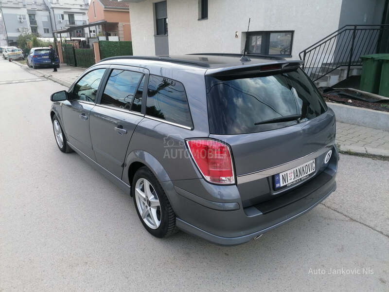 Opel Astra H 2.0i OPC SPORT CH