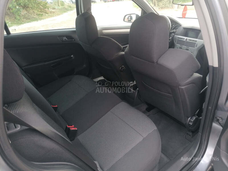 Opel Astra H 2.0i OPC SPORT CH