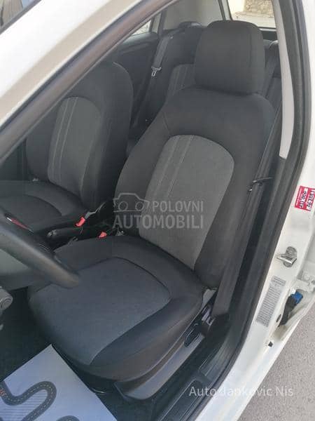 Fiat Grande Punto 1.2i ACTIVE LINE CH Fiat Grande Punto 1.2i ACTIVE LINE CH