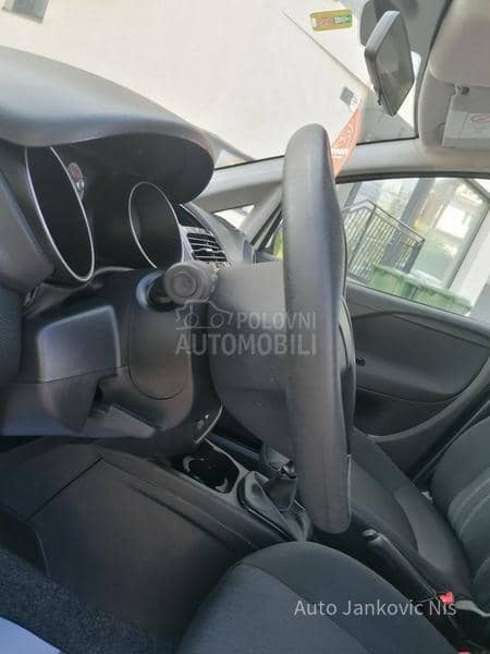 Fiat Grande Punto 1.2i ACTIVE LINE CH Fiat Grande Punto 1.2i ACTIVE LINE CH