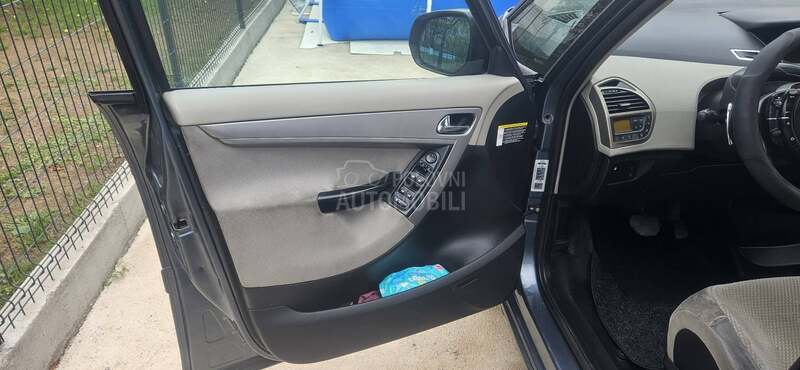Citroen C4 Picasso A.U.T.O.M   2.0 HDI