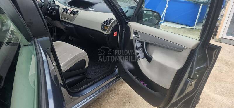 Citroen C4 Picasso A.U.T.O.M   2.0 HDI