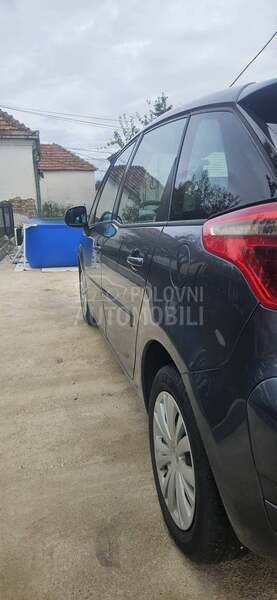 Citroen C4 Picasso A.U.T.O.M   2.0 HDI