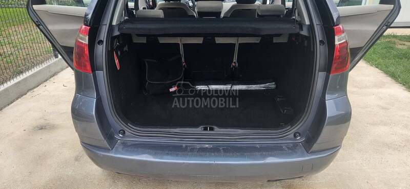 Citroen C4 Picasso A.U.T.O.M   2.0 HDI