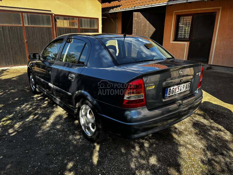 Opel Astra G 