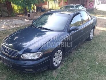 Opel Omega -  kompletan auto u delovima