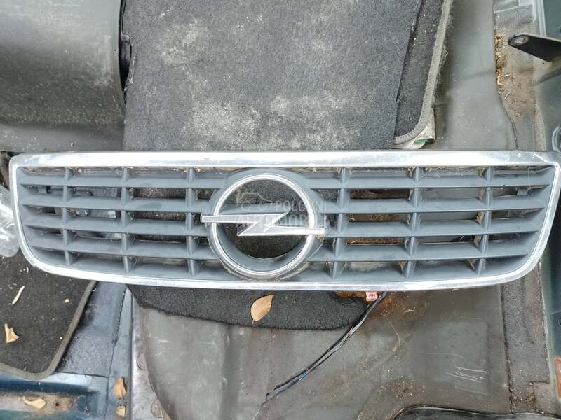 Opel Omega -  kompletan auto u delovima