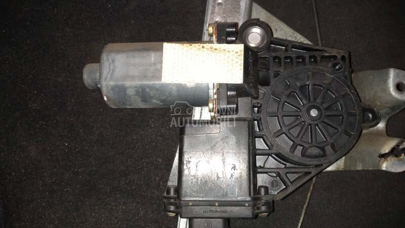 Opel Omega -  kompletan auto u delovima