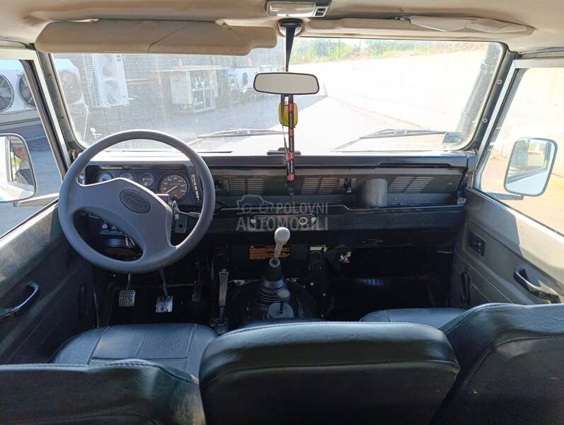 Land Rover Defender 110 Tdi