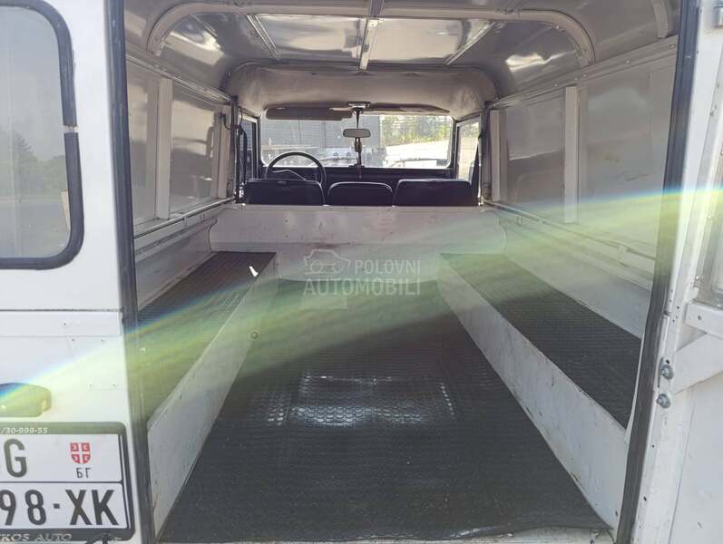 Land Rover Defender 110 Tdi