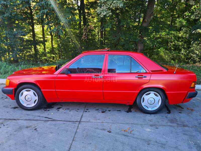Mercedes Benz 190 2.3E
