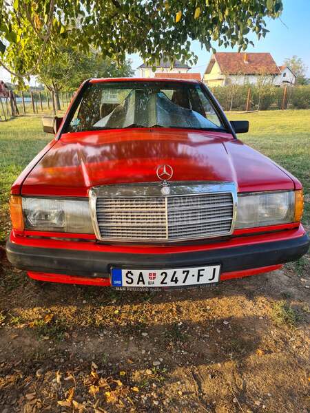 Mercedes Benz 190 2.3E