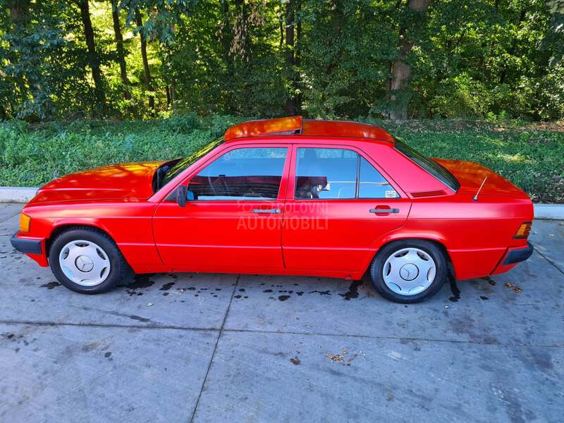 Mercedes Benz 190 2.3E