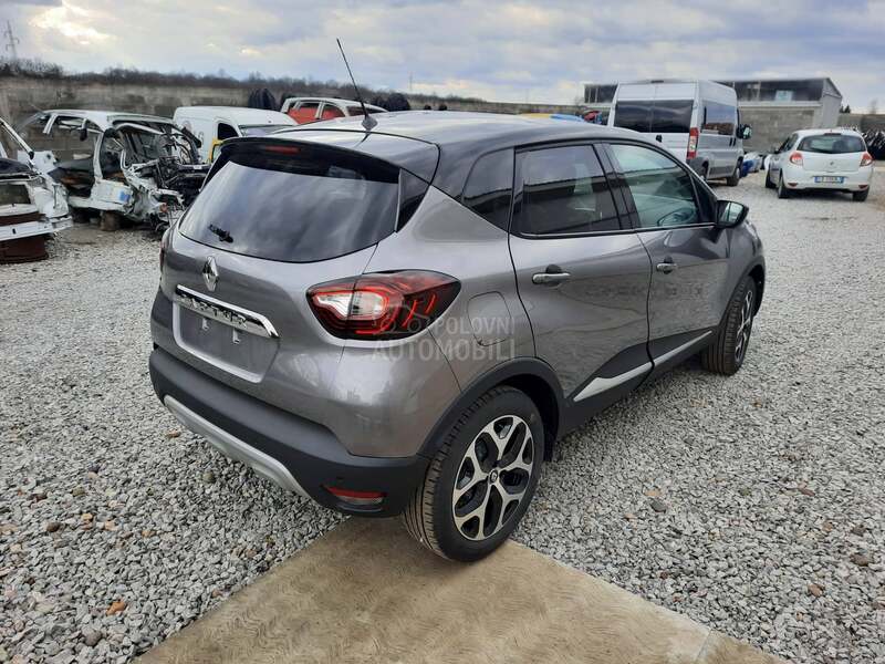 CLIO 5 DELOVI HAUBA KRILO FAR