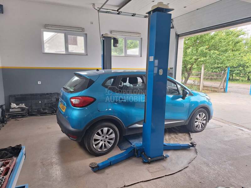 CLIO 5 DELOVI HAUBA KRILO FAR
