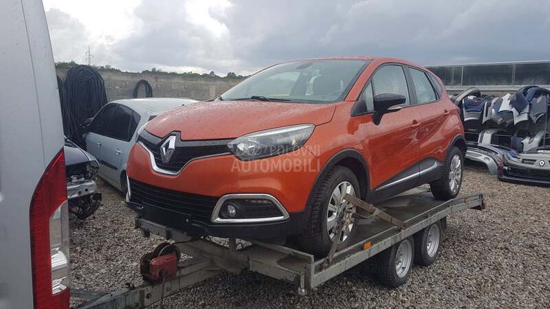 CLIO 5 DELOVI HAUBA KRILO FAR