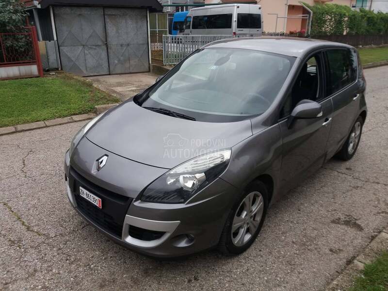 CLIO 5 DELOVI HAUBA KRILO FAR