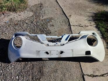 Branik za Nissan Juke od 2014. do 2018. god.