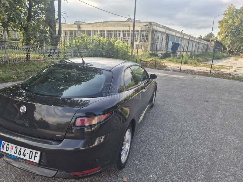 Alfa Romeo GT 