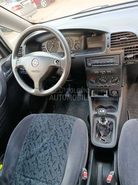 Opel Zafira 1.6