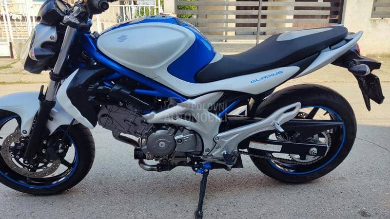 Suzuki Gladius SFV 650A