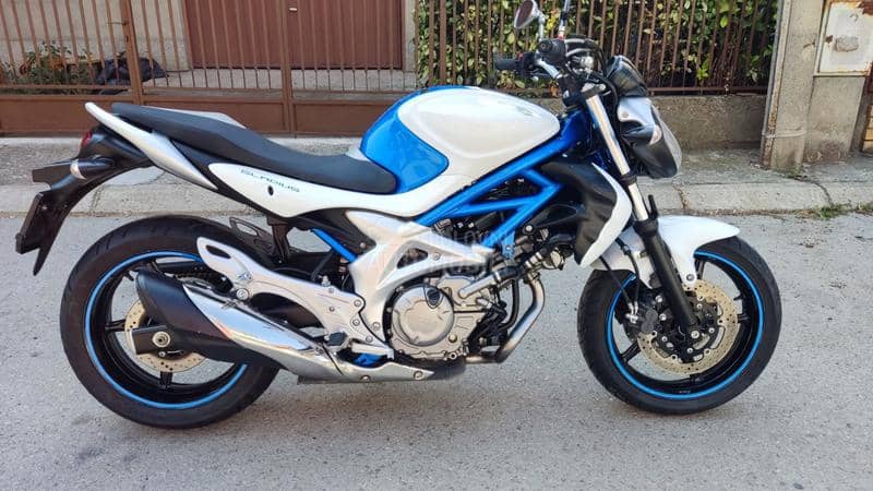 Suzuki Gladius SFV 650A