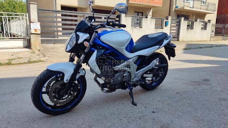 Suzuki Gladius SFV 650A