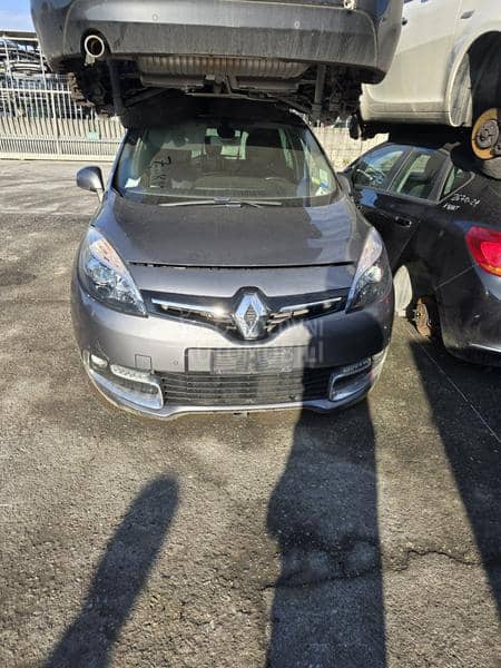 CLIO CAPTUR KANGO