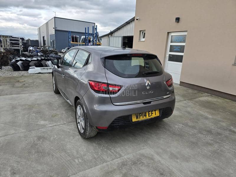 CLIO CAPTUR KANGO