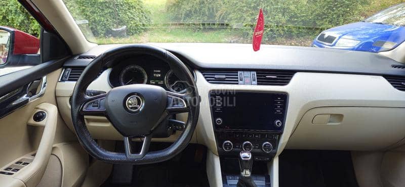 Škoda Octavia  Škoda Octavia
