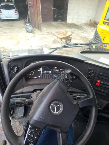 Mercedes Benz Atego